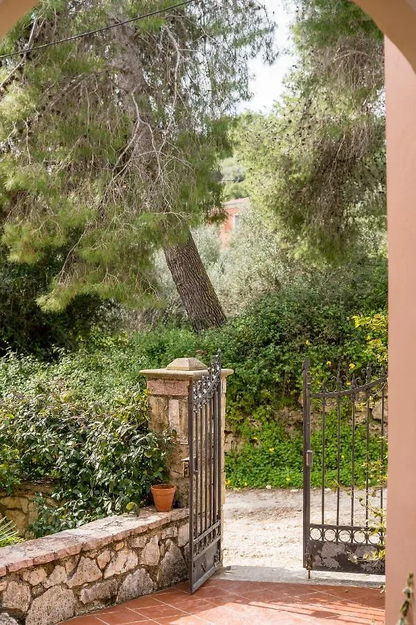 Sant'Agata Apartment Lixouri
